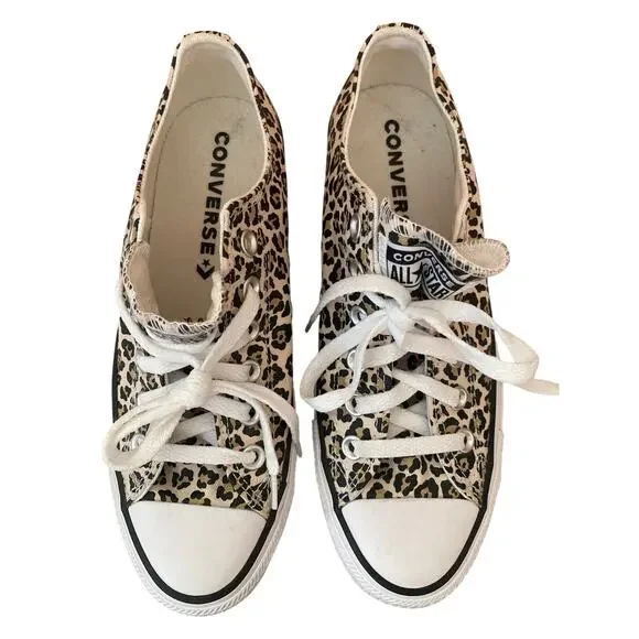 Women's Chuck Taylor All Star Cheetah Low Top
Casual Sneakers 8 - Picture 2 of 9